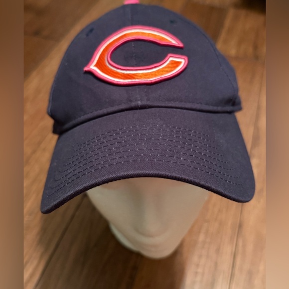 NFL Chicago Bears Hat New Era 9Forty Strapback Pink Ribbon GSH Breast Cancer Cap - Picture 1 of 9